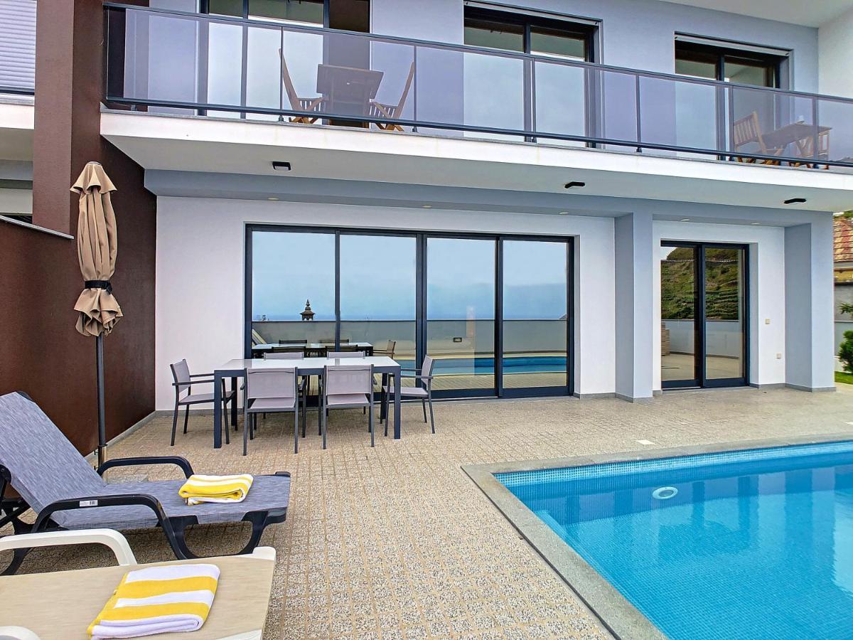 Evoque Villa By Lovelystay Arco da Calheta  Exterior photo